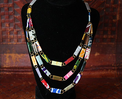 Upcycled can necklace. LitterARTI Upcycling Christmas Workshop.